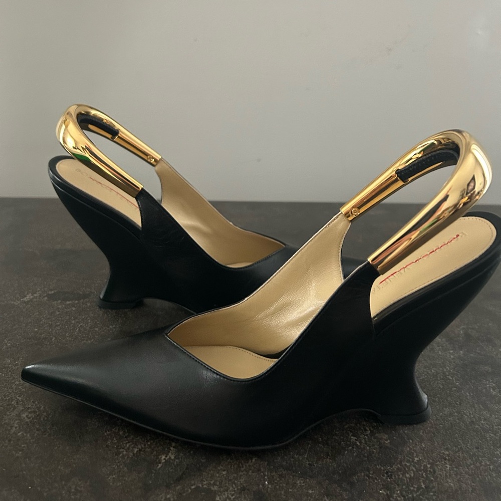 Bottega Veneta Women's Punta Pointed Toe Slingback Pumps